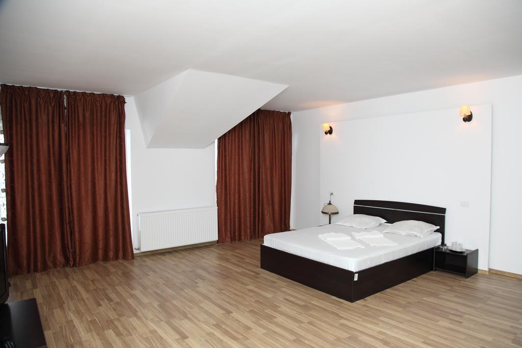 Hotel Rodiv Gaesti Номер фото
